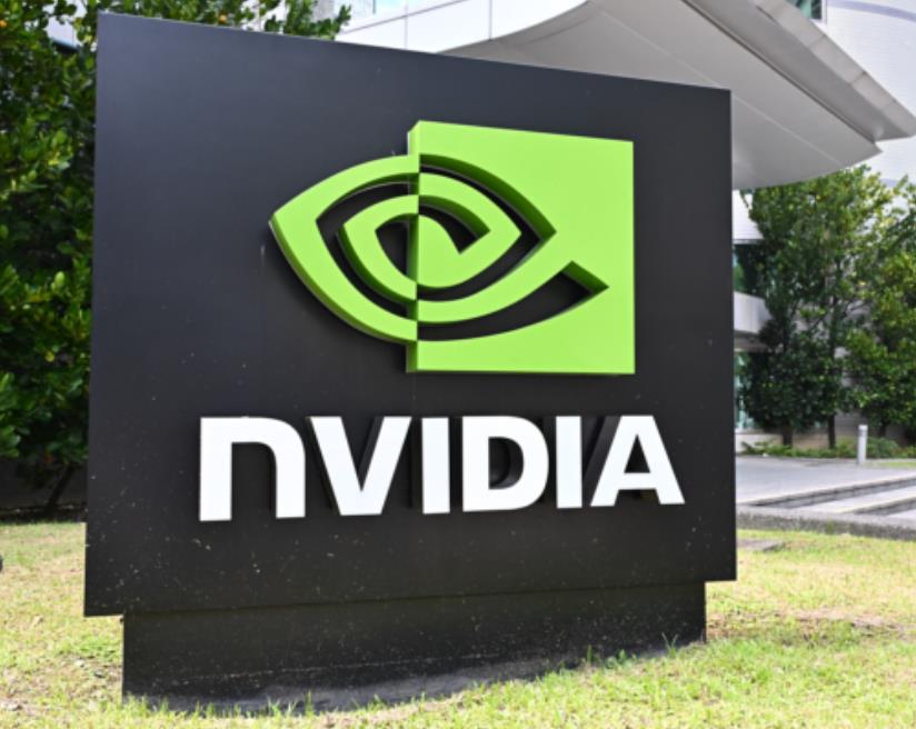 英偉達新服務器提升中國AI模型性能十倍 MoE架構成關鍵